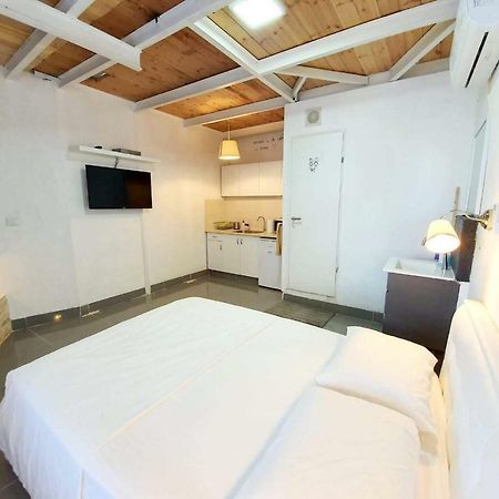 Agas Holiday Apartments - Gai Boutique Тиверіада Екстер'єр фото